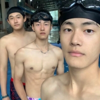 游泳运动员的鸡吧